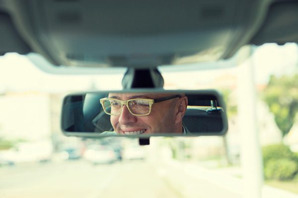 Low-Vision-and-Driving Man Rearview Mirror